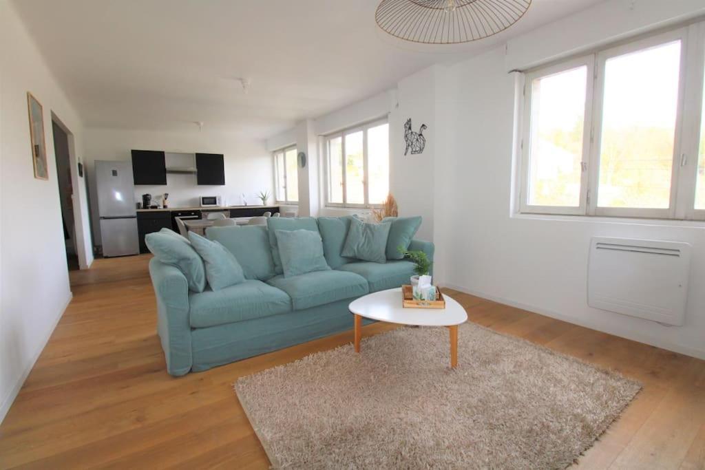 Joli Appartement Au Calme Lay-Saint-Christophe Exterior photo